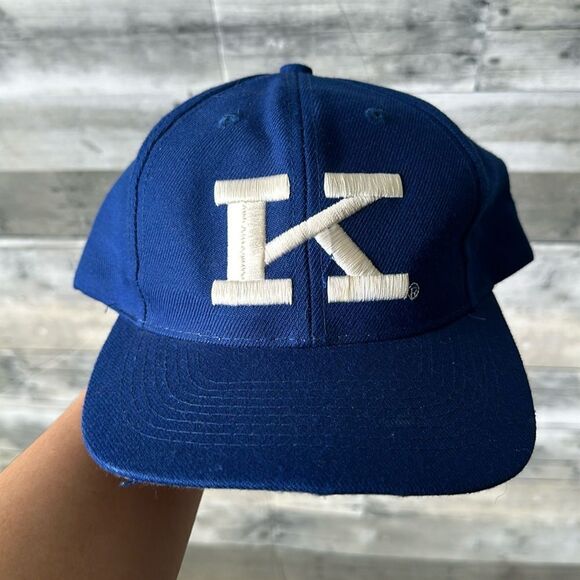 Vintage Other - VINTAGE 90S UNIVERSITY OF KENTUCKY BLUE SNAPBACK HAT